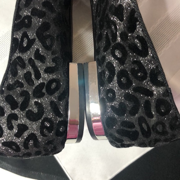 Aldo black flats - oh so cute Size 11 - Picture 4 of 6